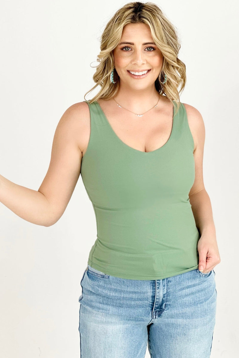Medium Length Lift Tank 2.0 with Built-in Bra – SidePony Boutique