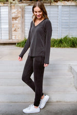 Essential Lounge Top In Black Lava Womens