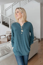 Moon Bay Top In Blue Womens