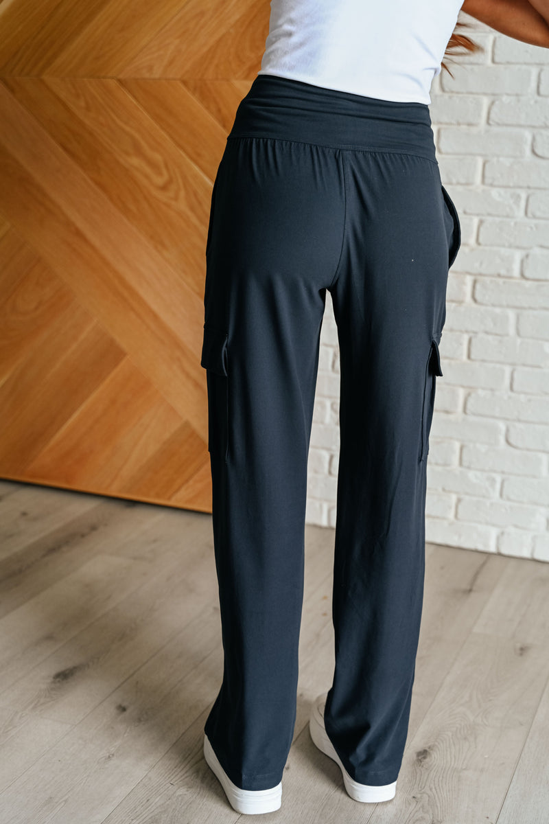 Race to Relax Cargo Pants in Nocturnal Navy*