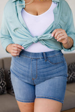 Unwavering Confidence Blouse In Light Blue Womens