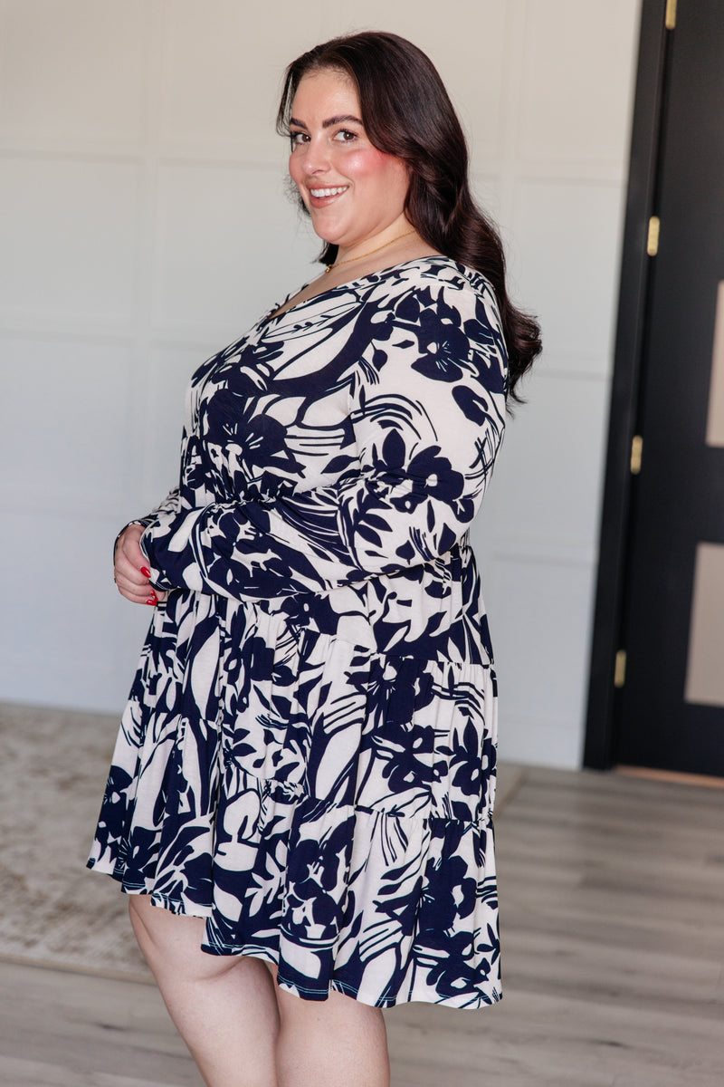 Worthwhile Moment Floral Tiered Dress in Oatmeal and Navy*