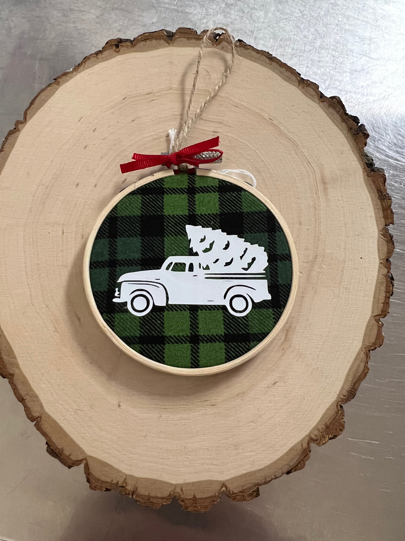 Hoop Ornament: Truck On Green Plaid