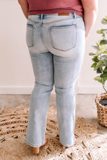 Mid Rise Boot Cut With Side Slit Judy Blue Jeans In Light Wash**