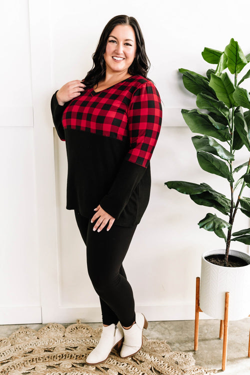 V Neck Buffalo Plaid Top In Red & Black**