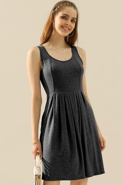 Round Neck Ruched Sleeveless Dress with Pockets